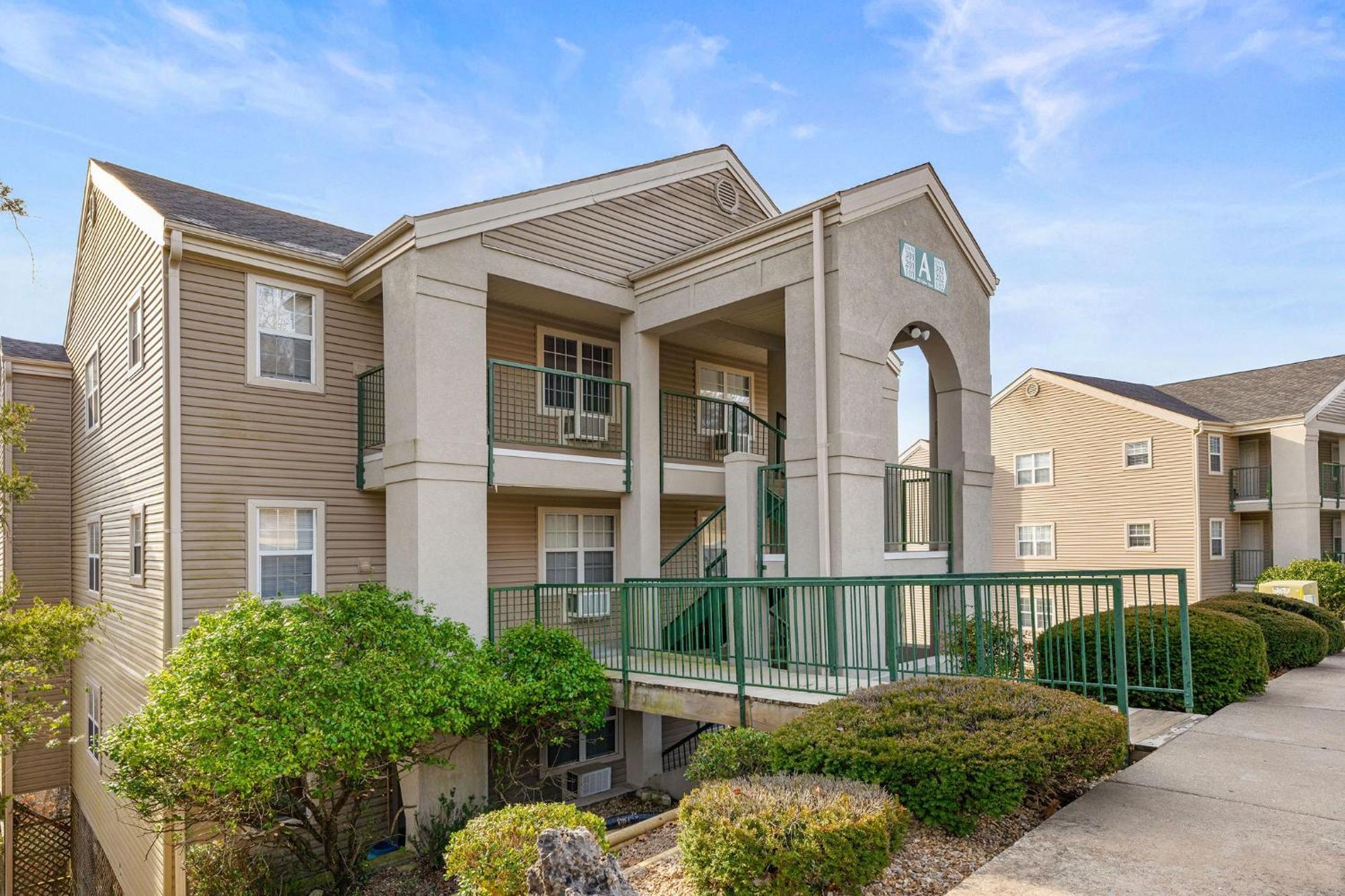 Cozy Top Floor 2Br Condo With View And Amenities!! Point Lookout Bagian luar foto