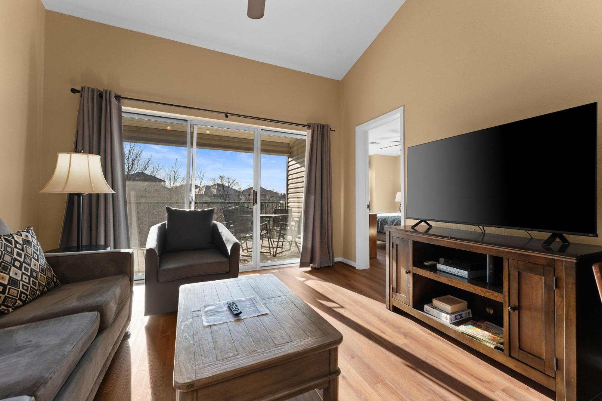 Cozy Top Floor 2Br Condo With View And Amenities!! Point Lookout Bagian luar foto